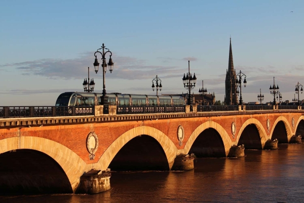 Hotel Campanile Bordeaux Nord - Le Lac